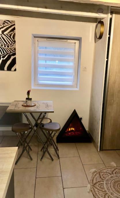La Tour Charmant Tres Bien Situe Minimum 2 Nuits Merci Tours-en-Savoie Εξωτερικό φωτογραφία